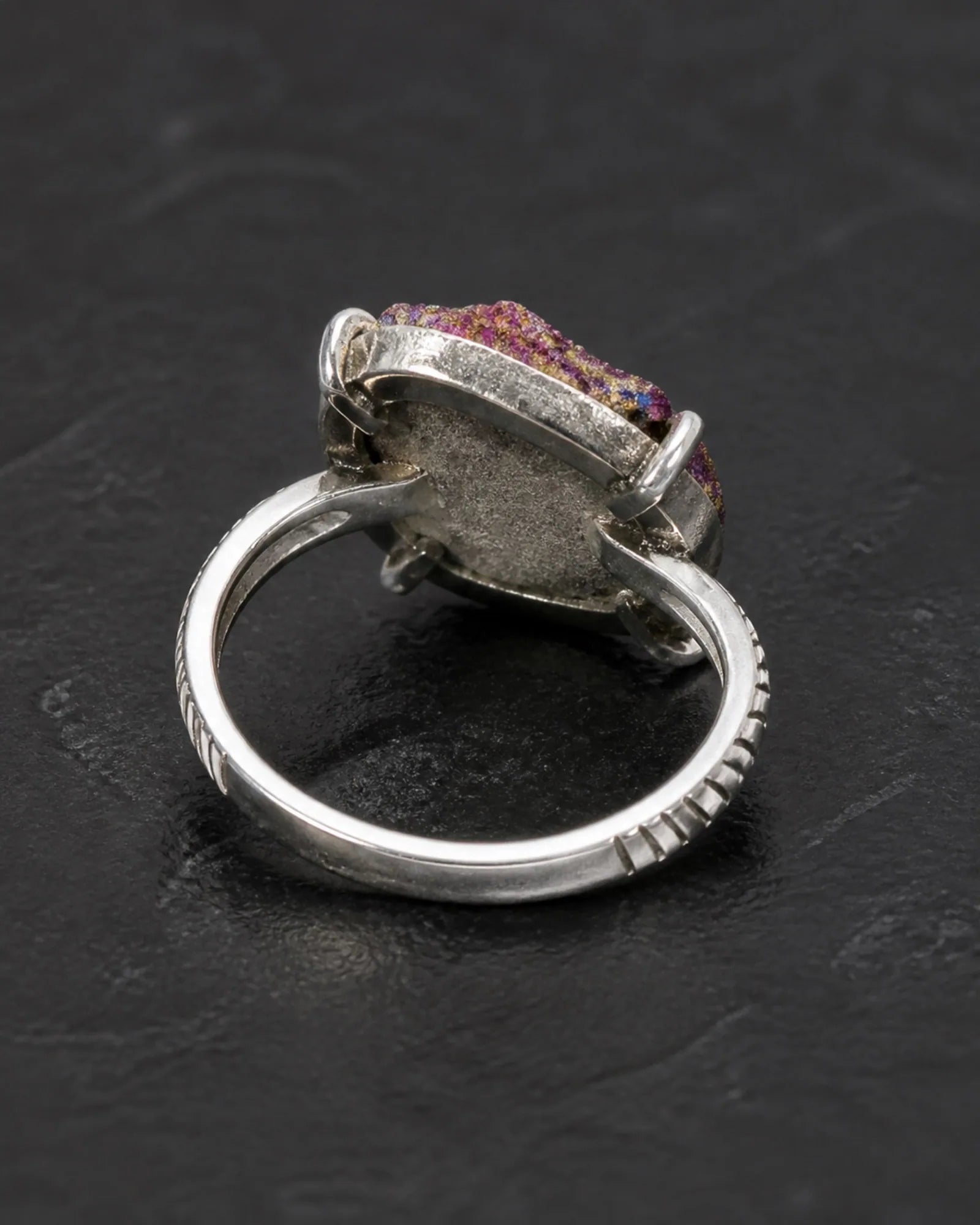 Twin Signal Ring — JR01-005 — side and back construction view