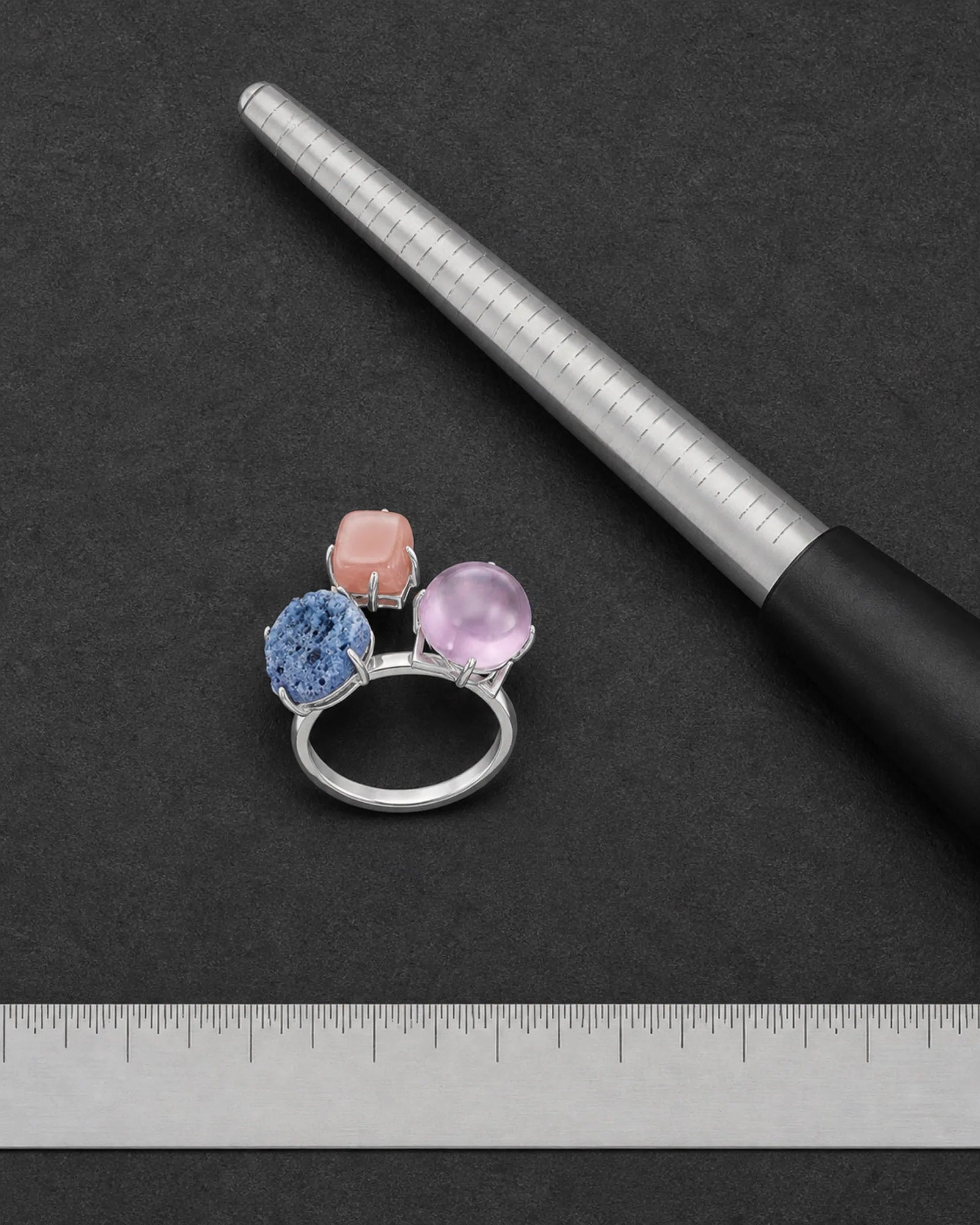 Three Quiet Colors Ring — JR01-012 — full structure and scale record