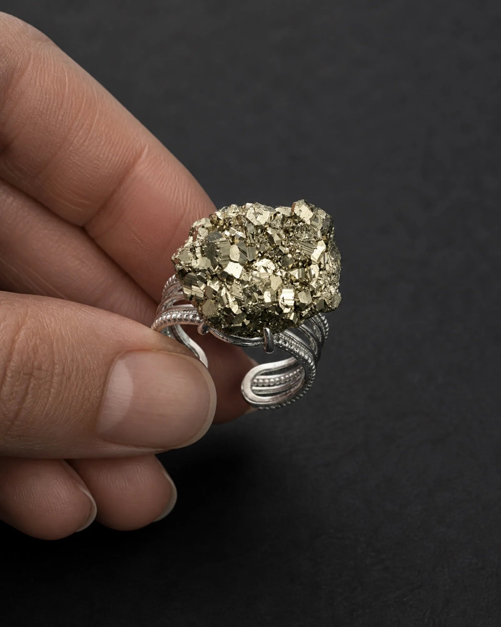 Bright Finder Ring — JR01-013 — claim moment