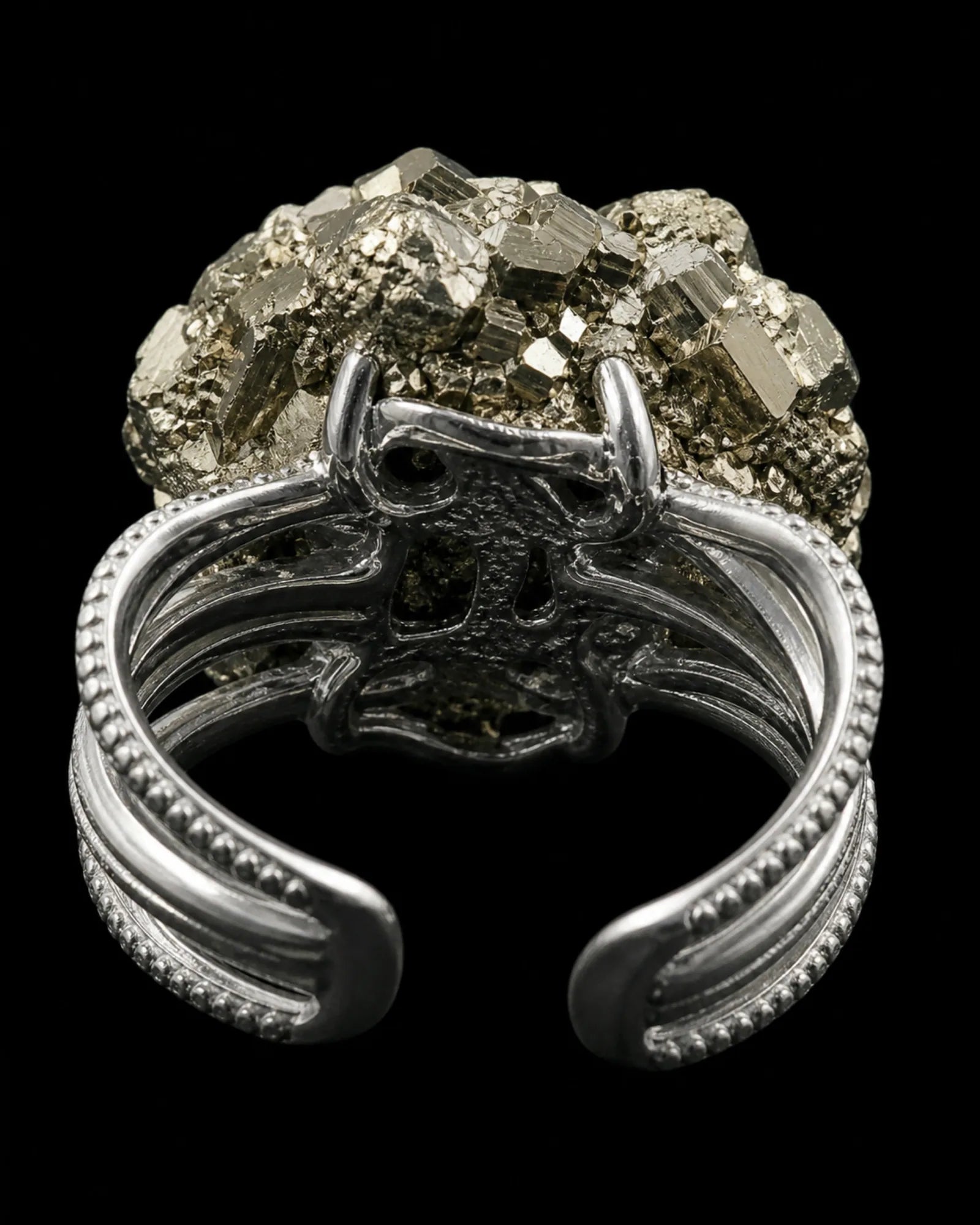 Bright Finder Ring — JR01-013 — setting and construction detail