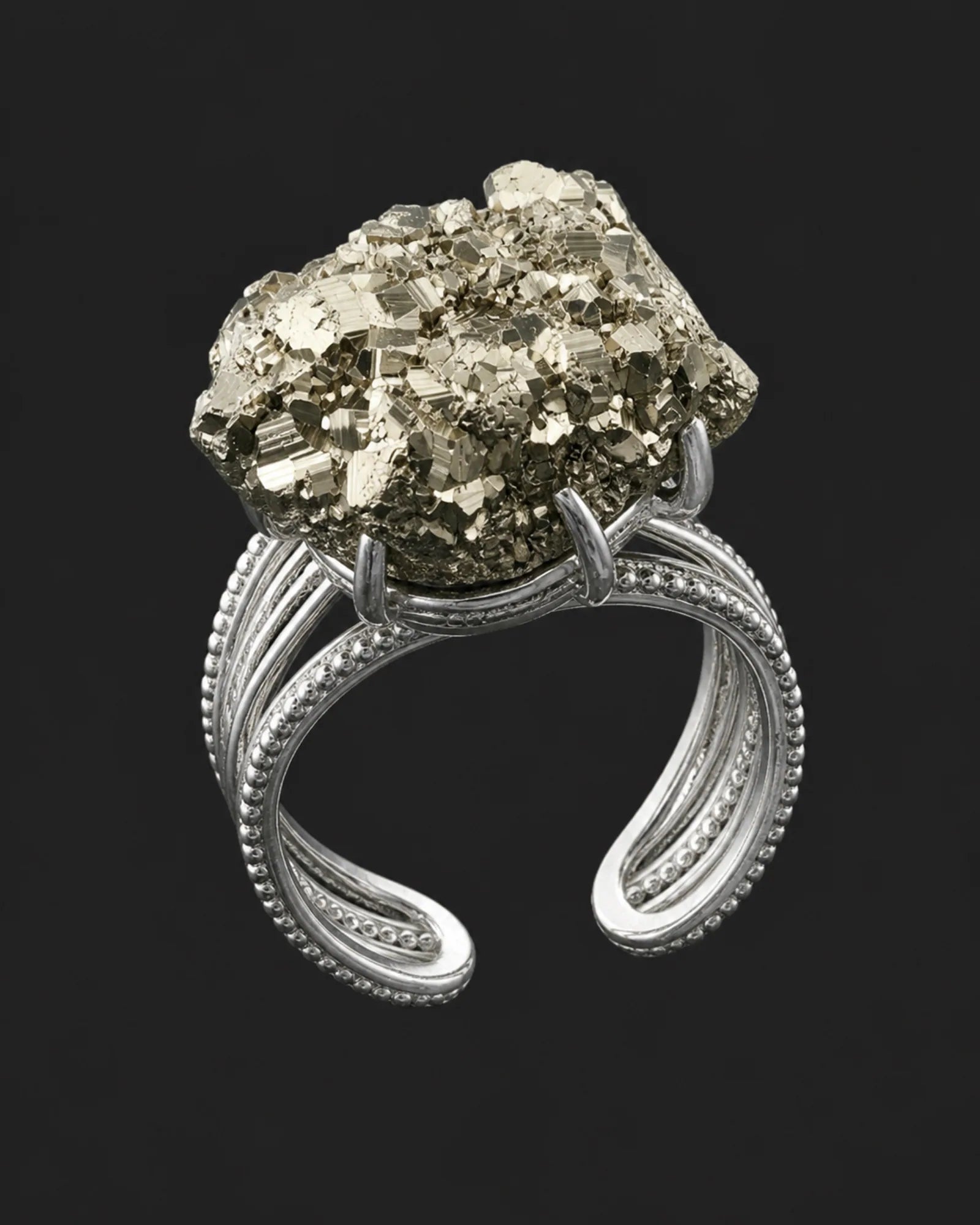 Bright Finder Ring — JR01-013 — three-quarter construction view