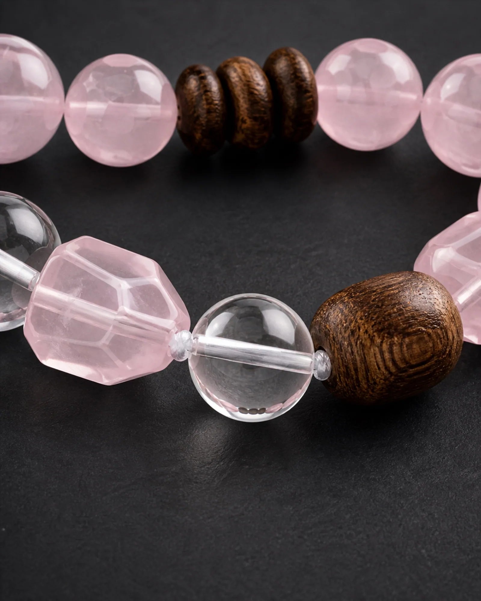 Rose Letter Bracelet — SL01-004 — bead sequence and connection detail
