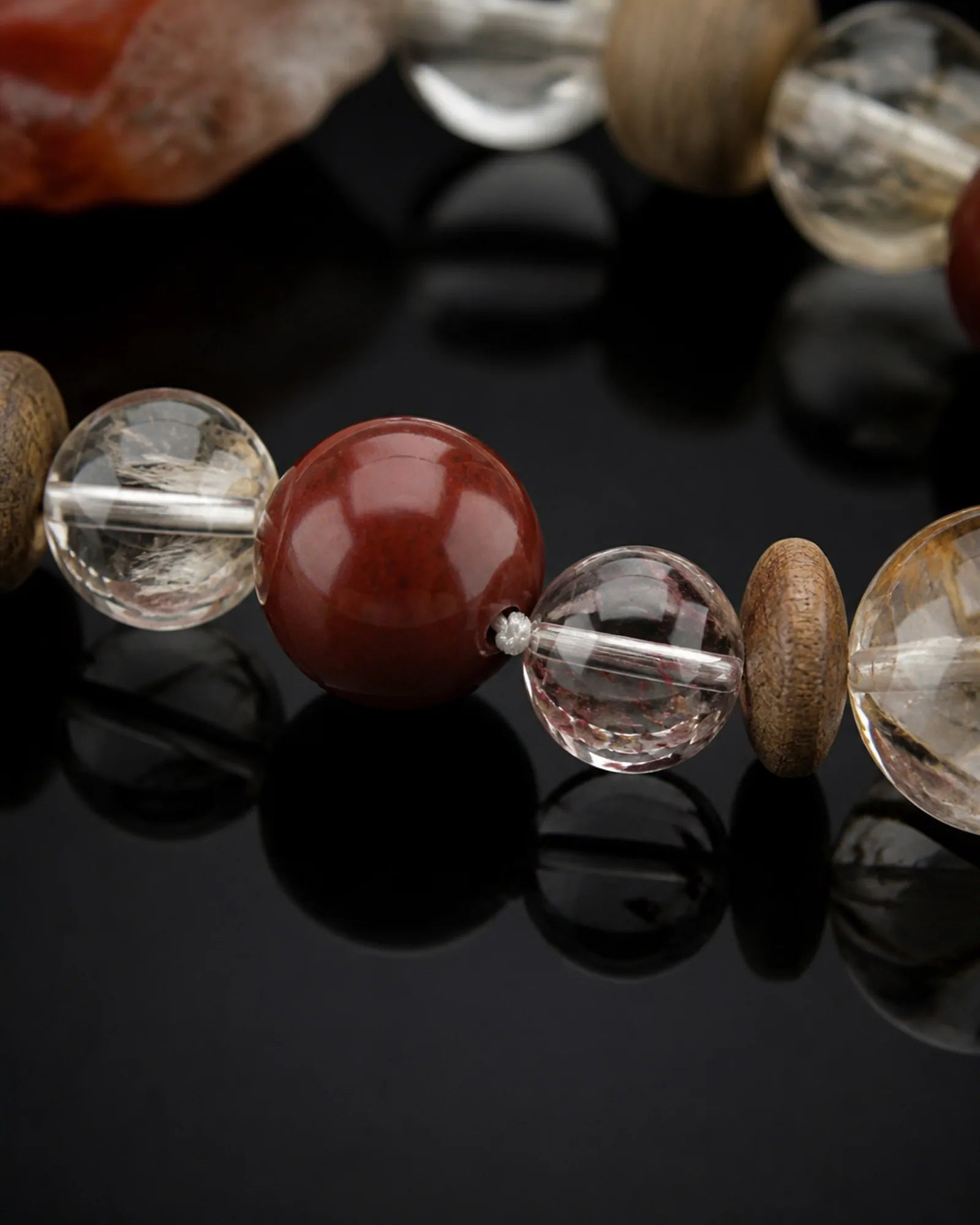 Ember Field Bracelet — SL01-006 — bead sequence and connection detail