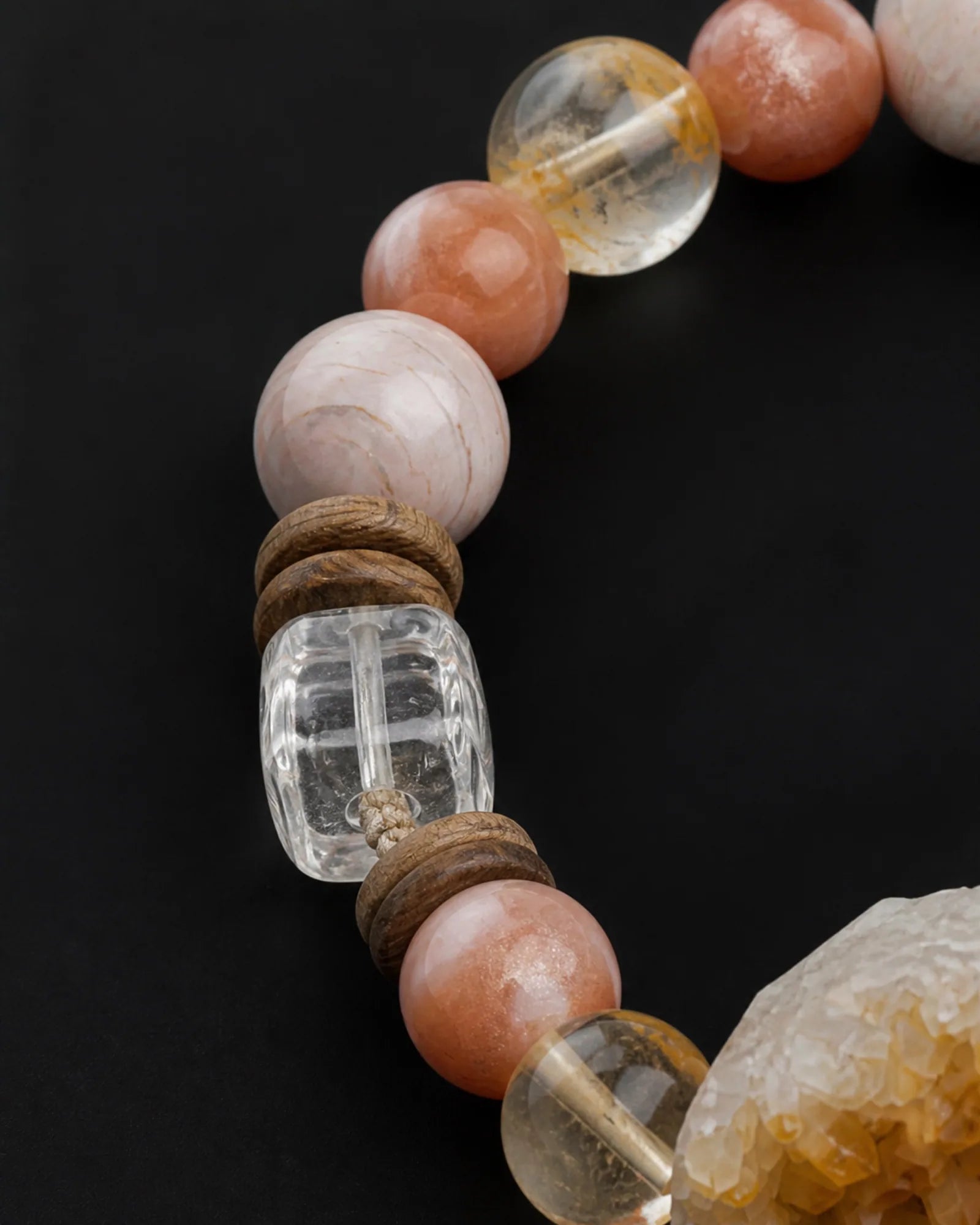 Morning Pollen Bracelet — SL01-010 — bead sequence and connection detail