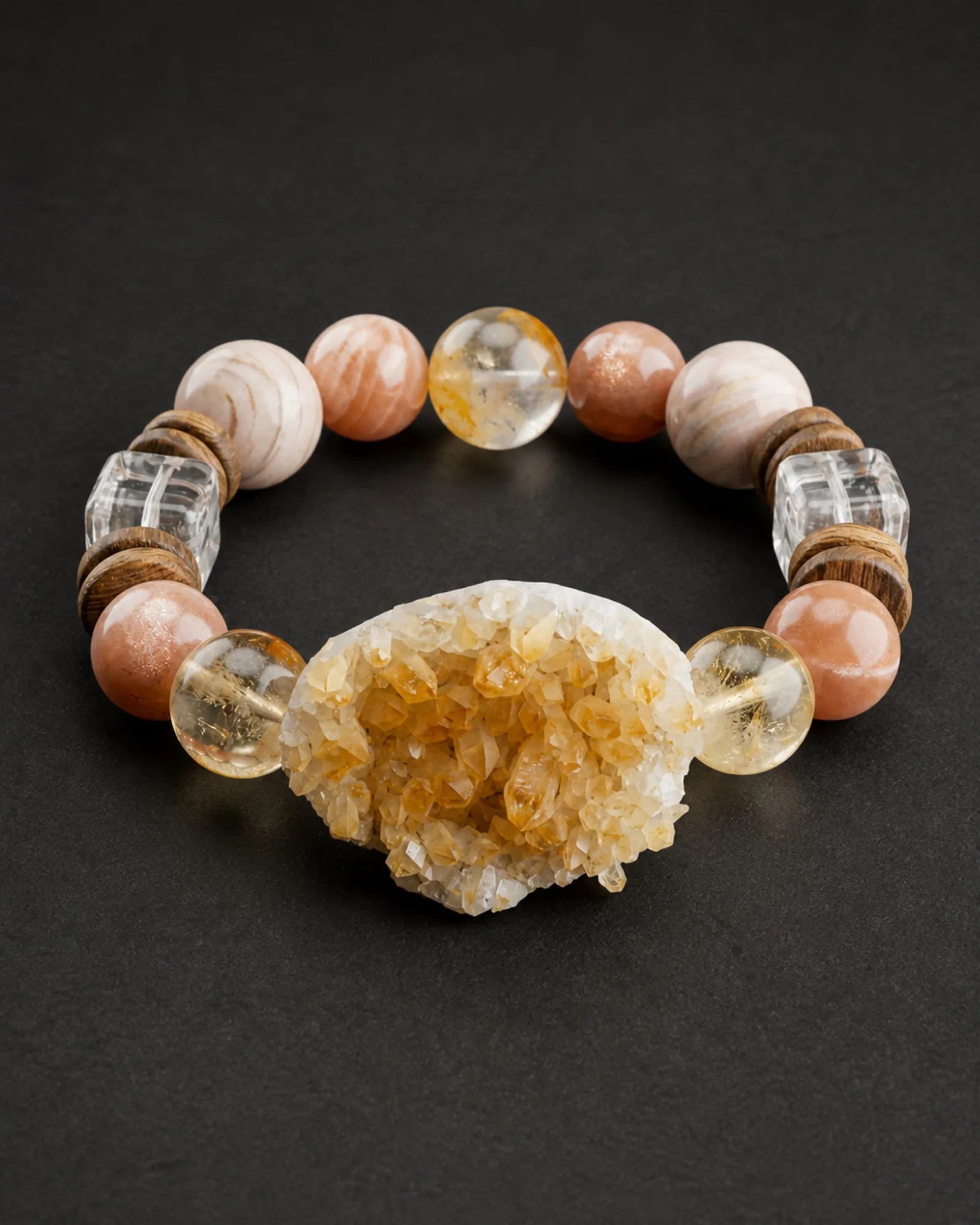 Morning Pollen Bracelet — SL01-010 — three-quarter construction view